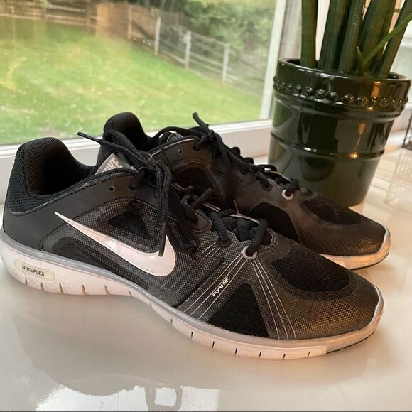 NIKE Training Flex Move Fit 469770 Black Womens Athletic Shoes Lightweight sz9.5 - Picture 8 of 8